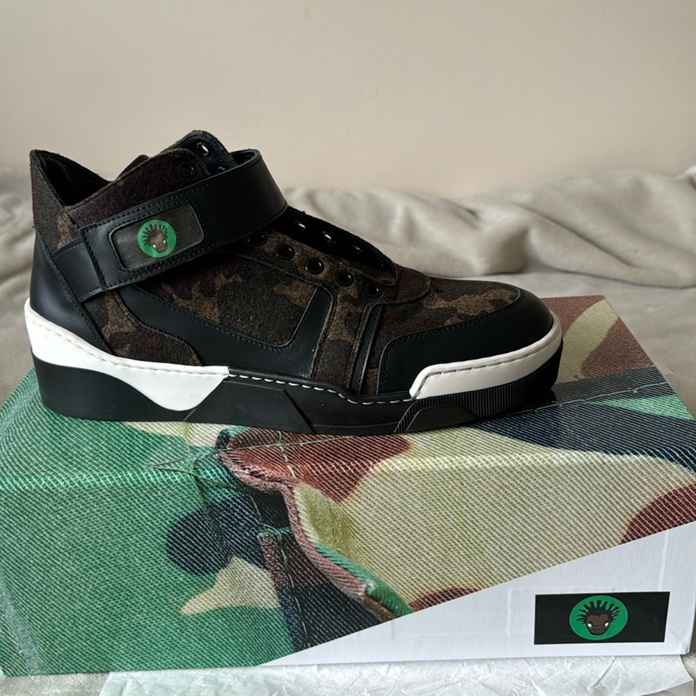 Women's Leather Sneakers Made In Italy Size 9